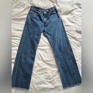 VINTAGE LEVI’S 505 STRAIGHT JEANS SIZE 28
